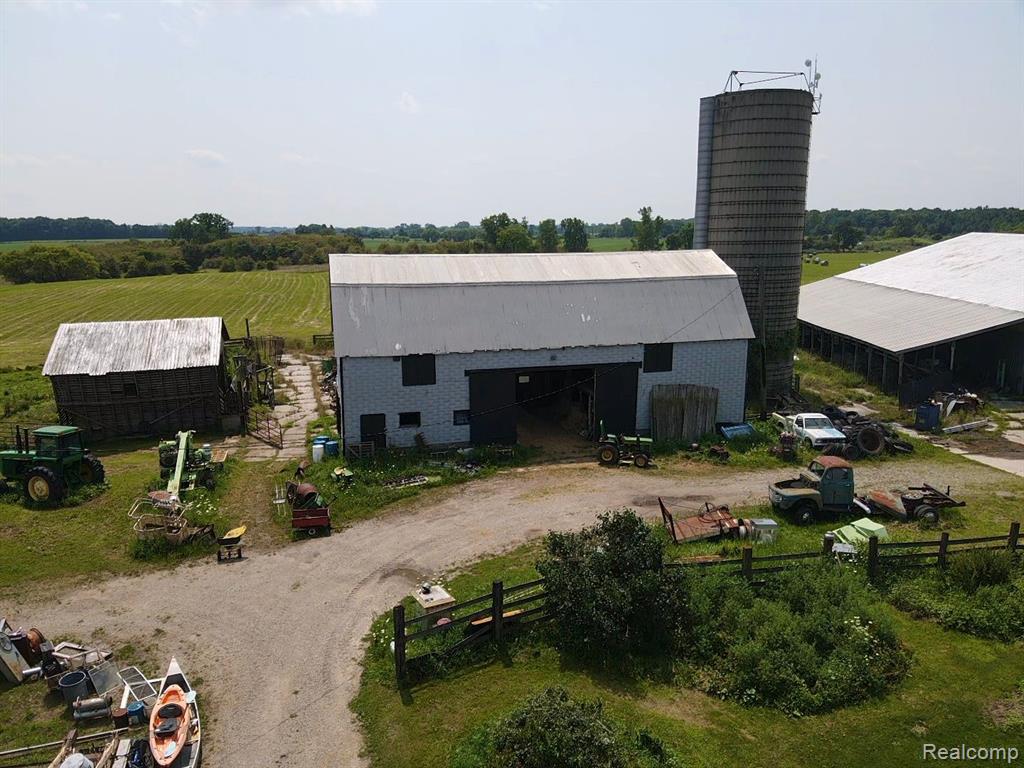 5909 Burtch Road Jeddo, MI 48032 - Photo 13 of 18
