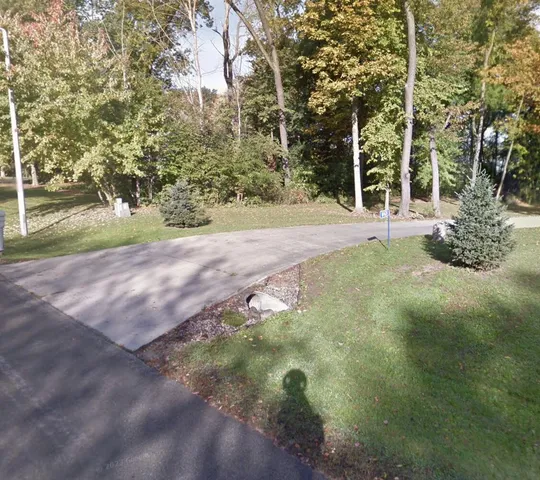 W9615 Rose Circle, Beaver Dam, WI 53916