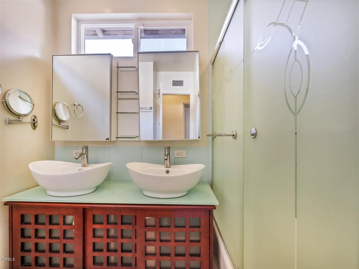 1501 Broadview Drive Glendale, CA 91208 - Photo 24 of 39 a bathroom with a sink and a mirror