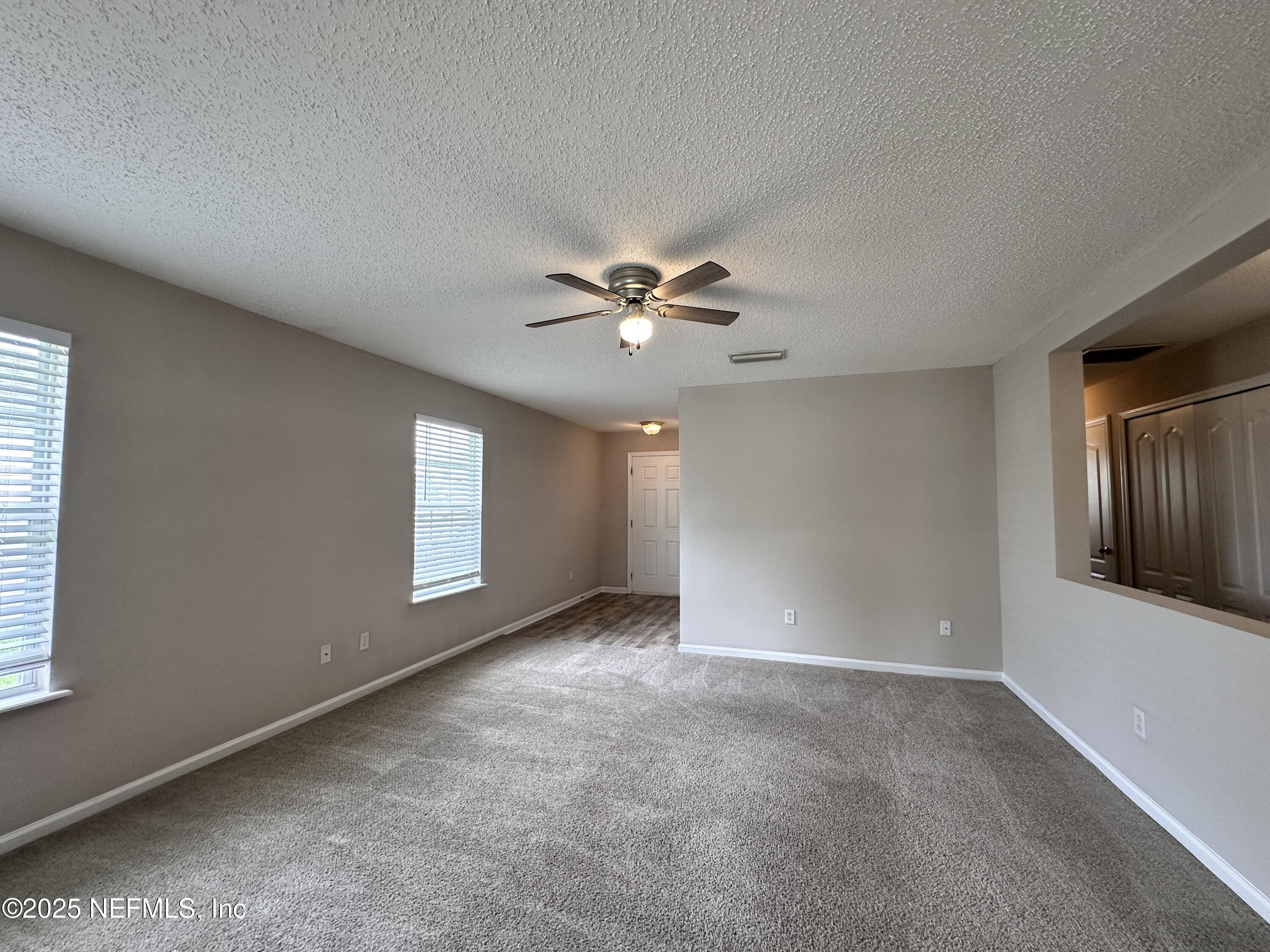 2113 Fresco Drive Middleburg, FL 32068 - Photo 4 of 13 IMG_2973