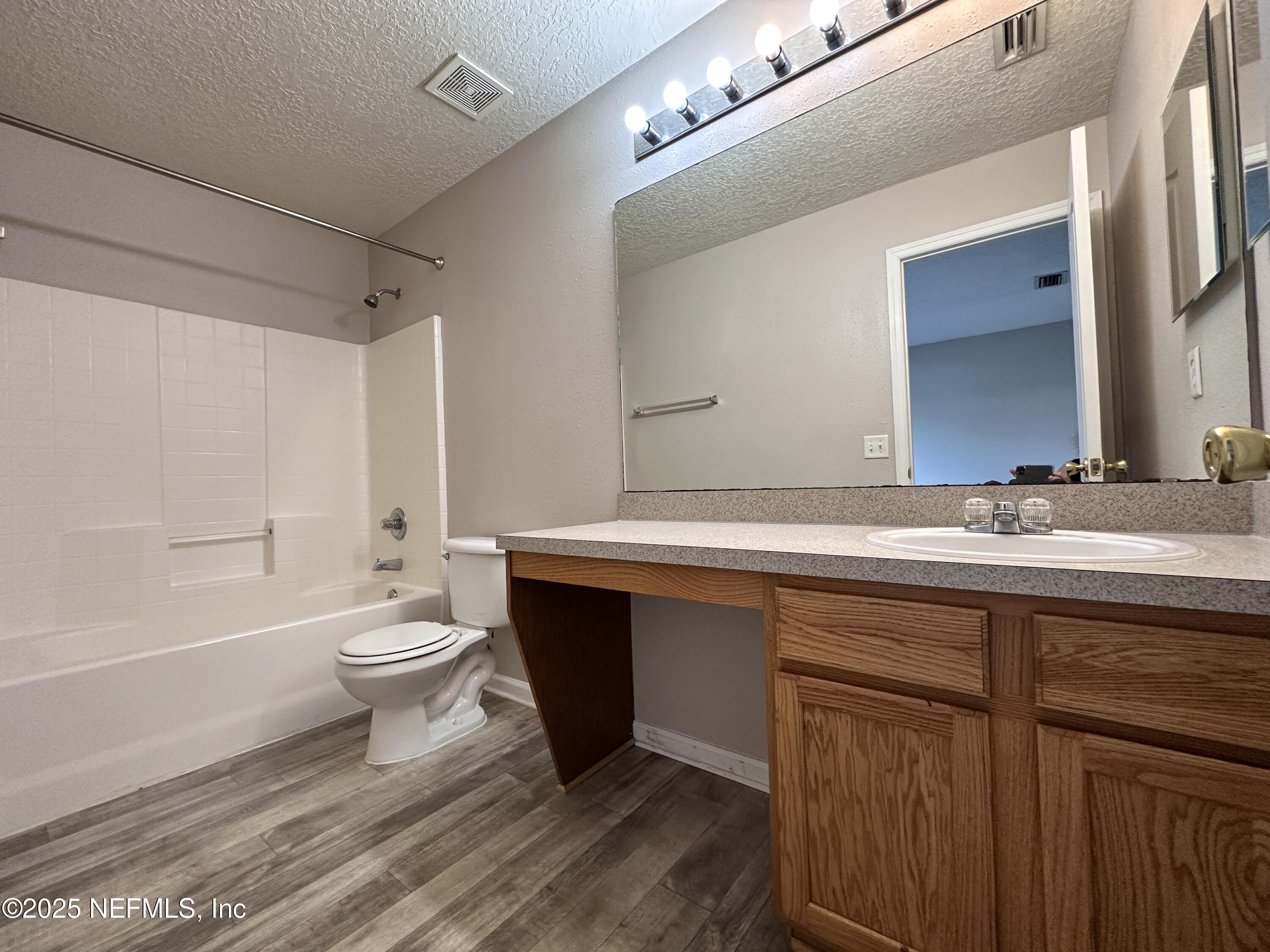 2113 Fresco Drive Middleburg, FL 32068 - Photo 8 of 13 IMG_2977