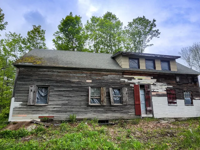 $119,000 | 211 Pleasant River Road, Milo, ME 04463