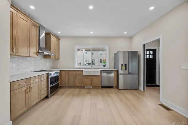 $899,900 | 50 Church Street, Beacon, NY 12508