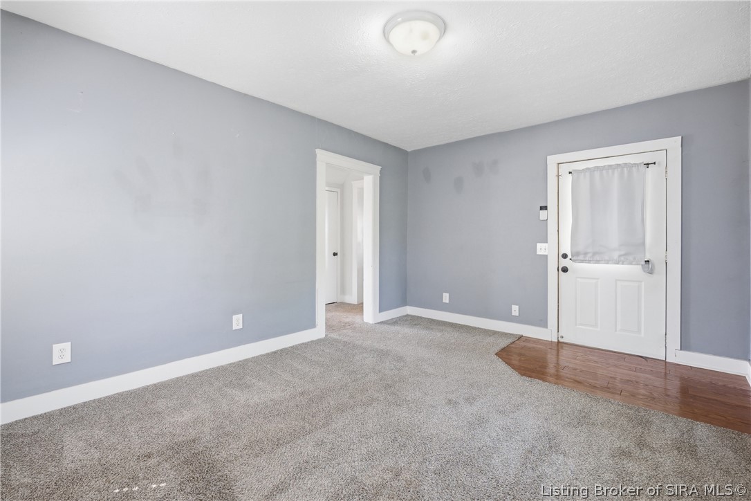 9175 Walnut Street Georgetown, IN 47122 - Photo 15 of 40