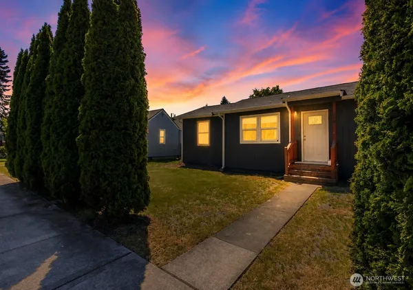 $465,000 | 103 M Street Southeast, Auburn, WA 98002