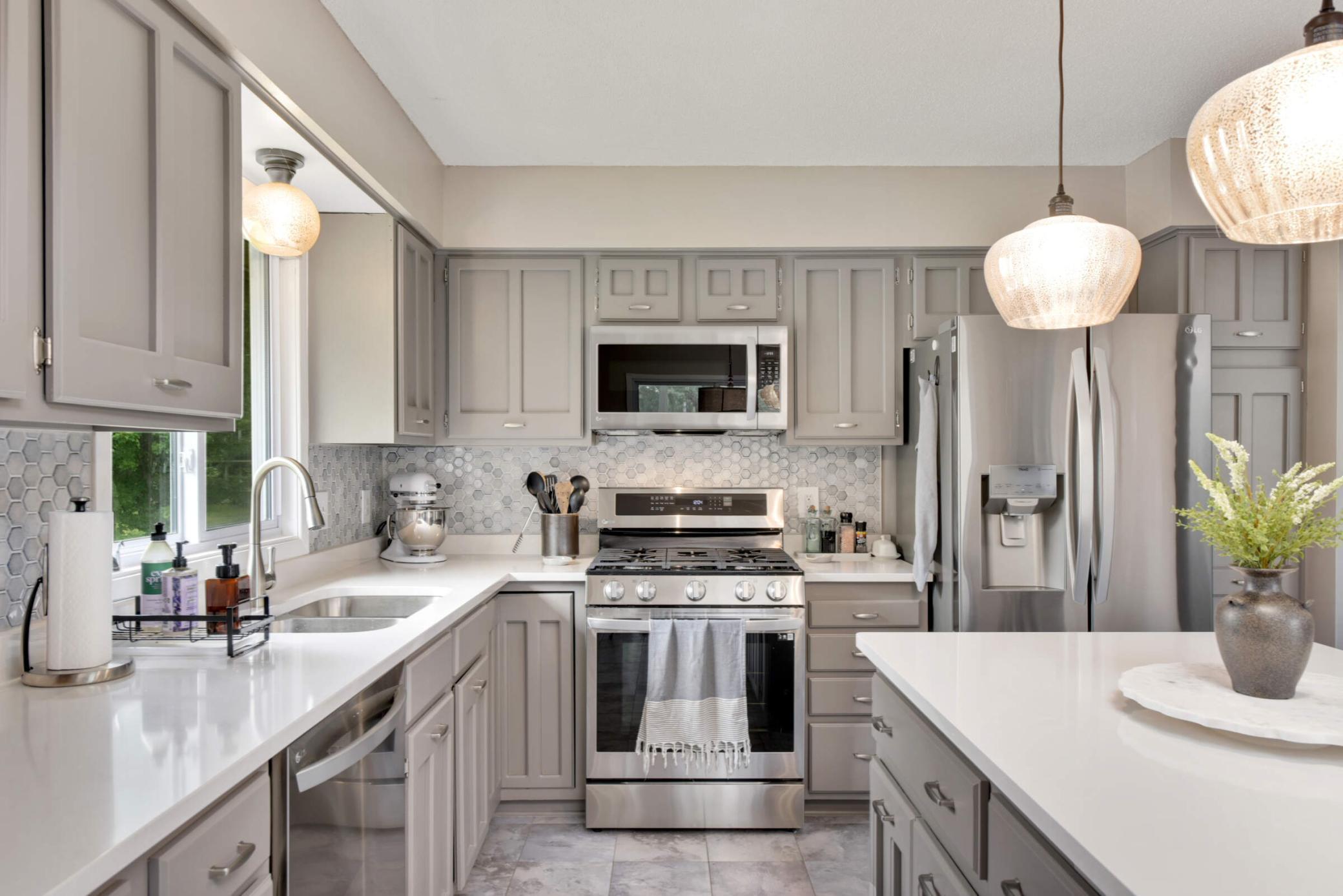 8920 Darnel Road Eden Prairie, MN 55347 - Photo 17 of 46