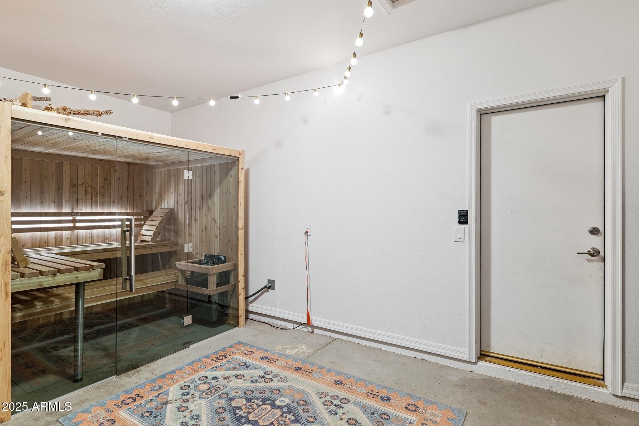 15608 South 7th Street Phoenix, AZ 85048 - Photo 21 of 30 a bathroom with a sink and a mirror