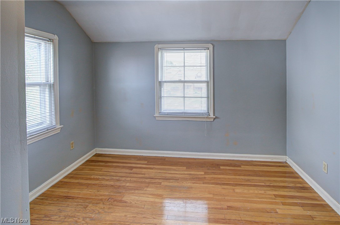 6434 Stanbury Road Parma, OH 44129 - Photo 21 of 32