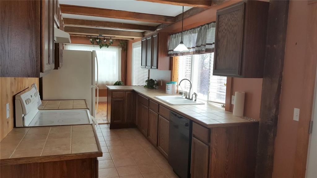 3094 West River Road Sidney, ME 04330 - Photo 9 of 26 kitchen!