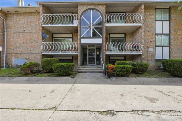 $95,900 | 2435 Montana Avenue, Unit 11, Cincinnati, OH 45211