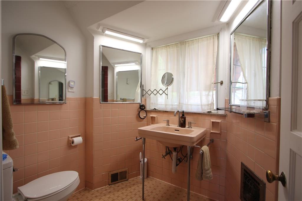 1121 Try Street Monongahela, PA 15063 - Photo 20 of 38 Full En Suite Bath w/ Ceramic Tile Flooring & Walls