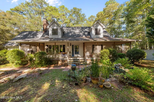 $425,000 | 100 Catherine Street, New Bern, NC 28560