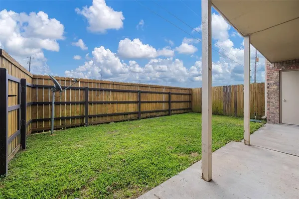 $184,900 | 849 Gun Barrel Lane, Unit F2, Gun Barrel City, TX 75156