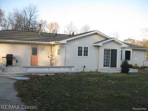 10938 Tuthill Road South Lyon, MI 48178 - Photo 2 of 8 Tuthill 10938 sec.ck. 11-9-10 (11).JPG