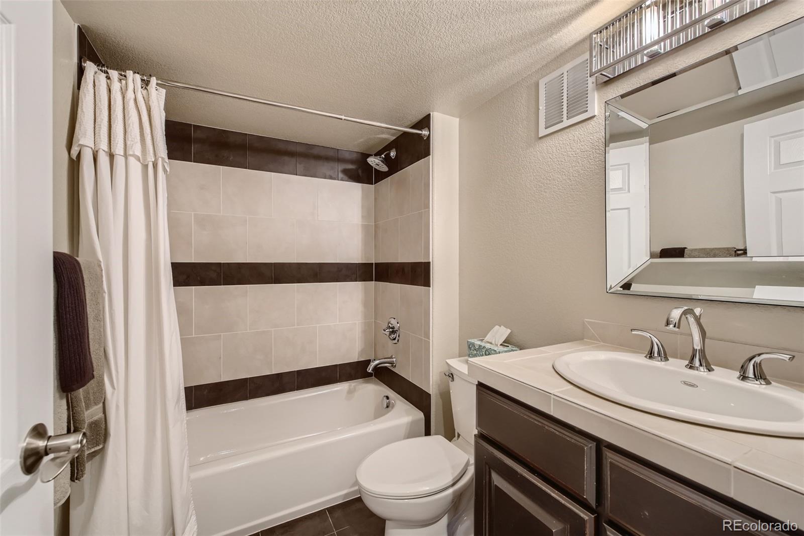 10787 Chadsworth Point Highlands Ranch, CO 80126 - Photo 27 of 38 Gallery Image 27