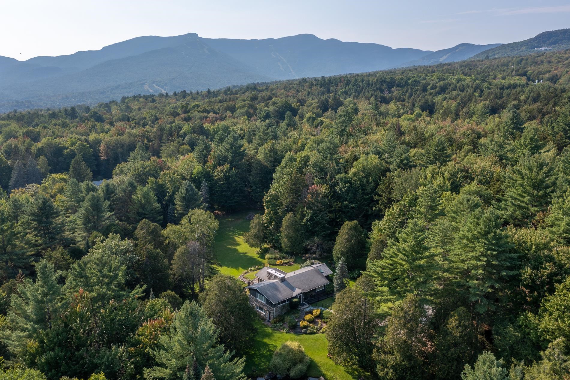 40 Sanborn Road Stowe, VT 05672 - Photo 19 of 23 Gallery Image 19