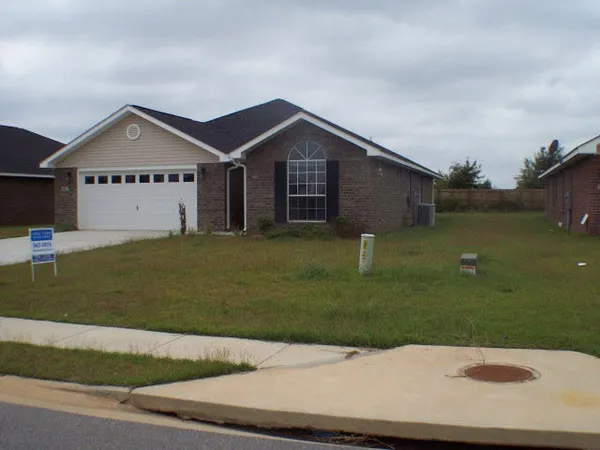 $900 | 8927 Sage Drive, Foley, AL 36535