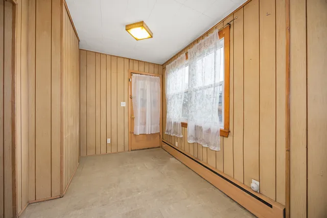 $1,895 | 5748 West Montrose Avenue, Unit 1, Chicago, IL 60634