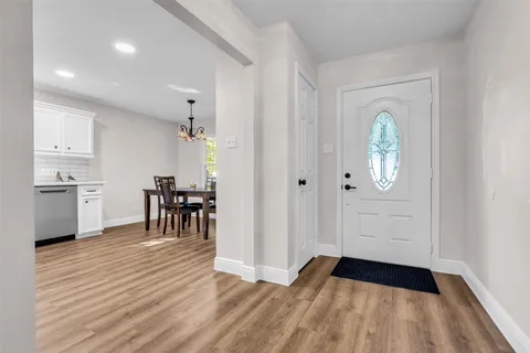 $315,000 | 5945 Sinclair Drive, Montgomery, TX 77316