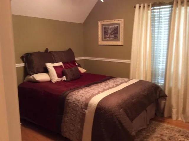 $2,295 | 2410 Castlereagh Road, Charleston, SC 29414