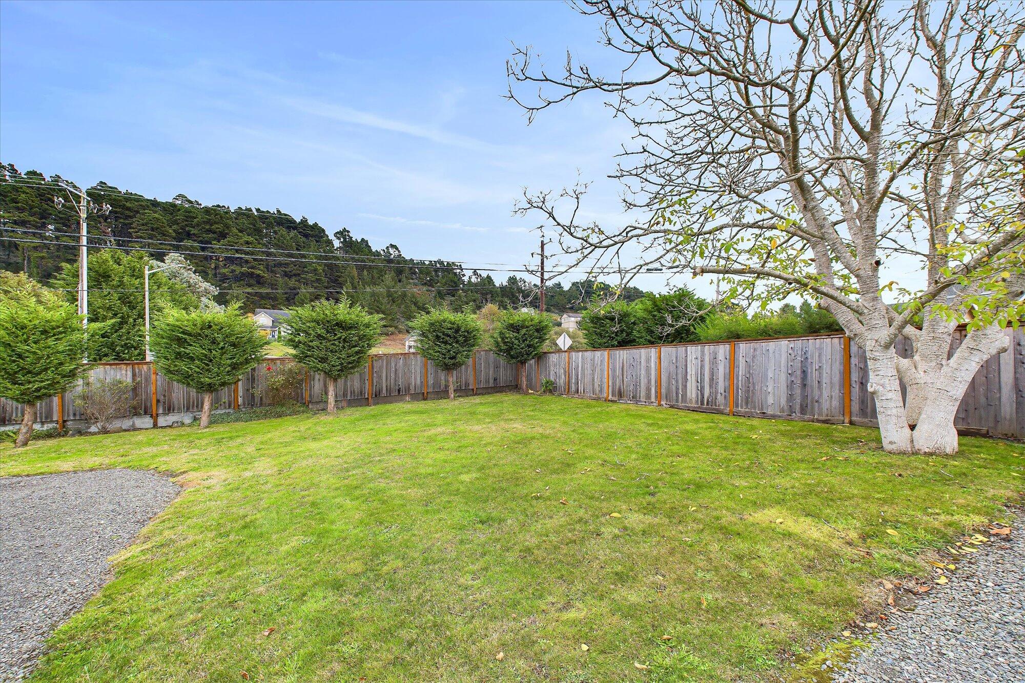 1780 Rohnerville Road Fortuna, CA 95540 - Photo 7 of 46