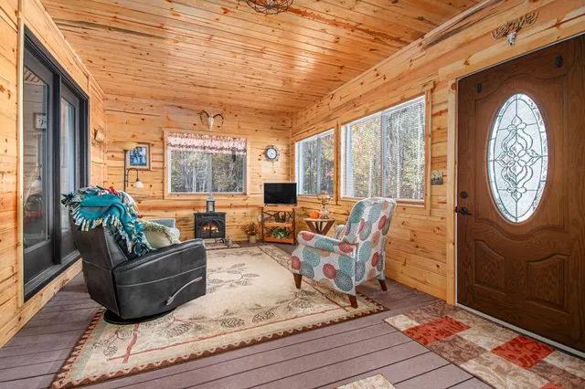 $469,900 | 270 West Briggs Road, Stanton, MI 48888