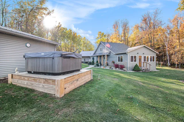 $469,900 | 270 West Briggs Road, Stanton, MI 48888