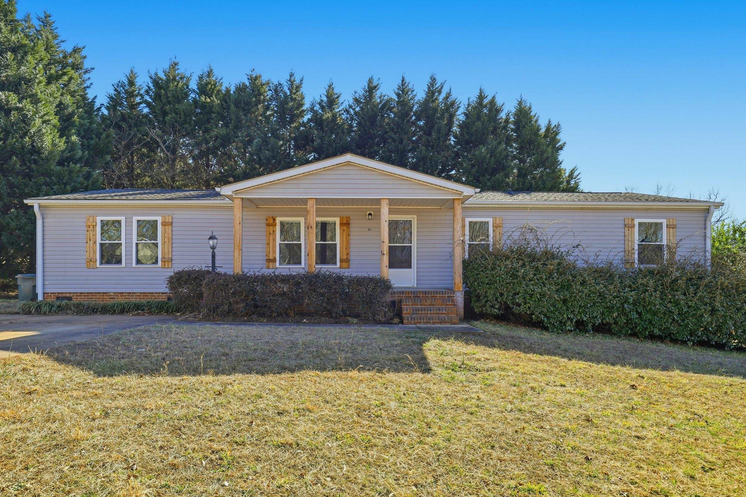 165 Falcon Ridge Drive Boiling Springs, SC 29316 - Photo 1 of 27 Gallery Image 1