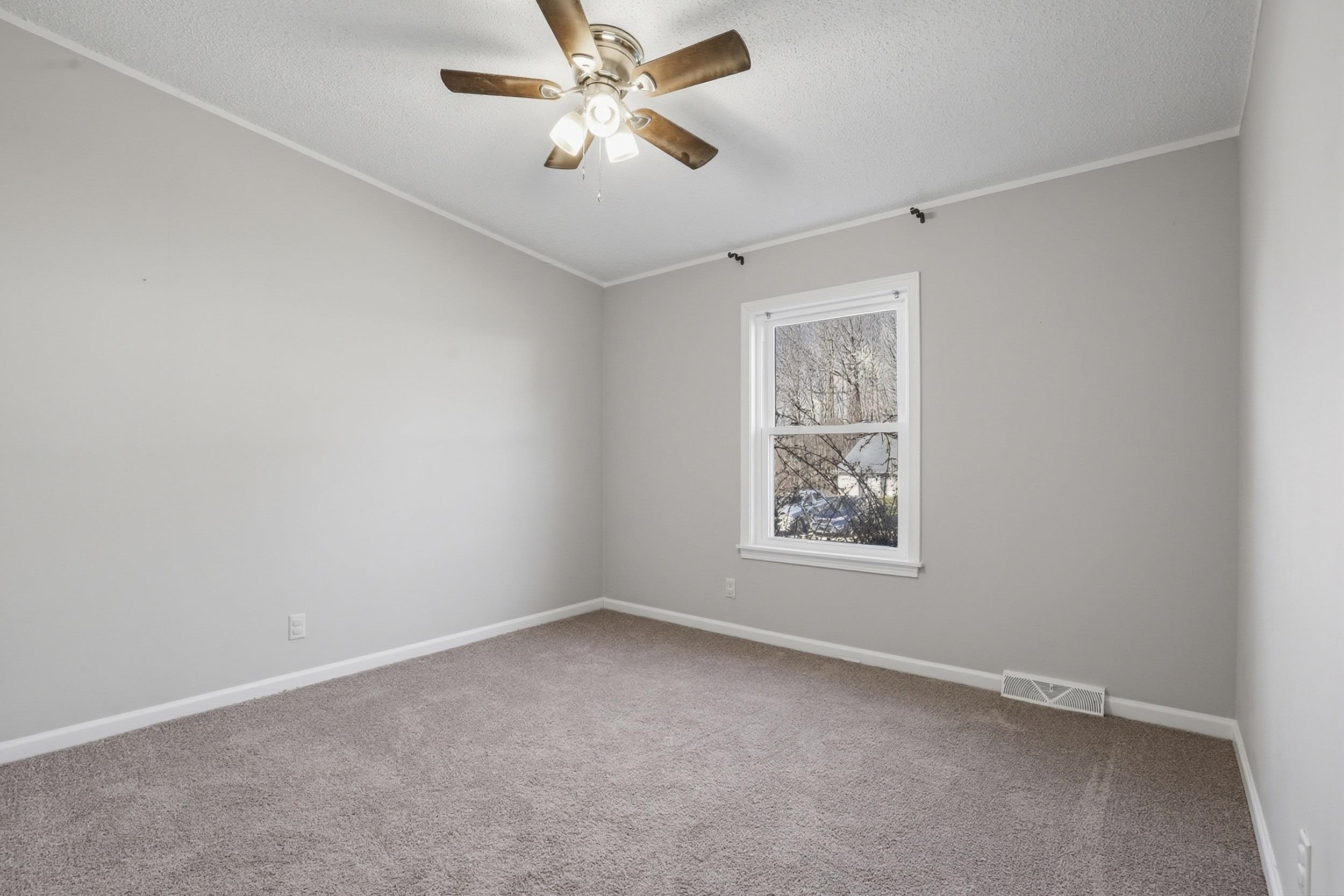 165 Falcon Ridge Drive Boiling Springs, SC 29316 - Photo 23 of 27 Gallery Image 23