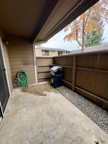 $285,000 | 9160 Madison Avenue, Unit 103, Fair Oaks, CA 95628