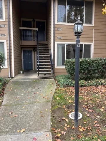 $285,000 | 9160 Madison Avenue, Unit 103, Fair Oaks, CA 95628