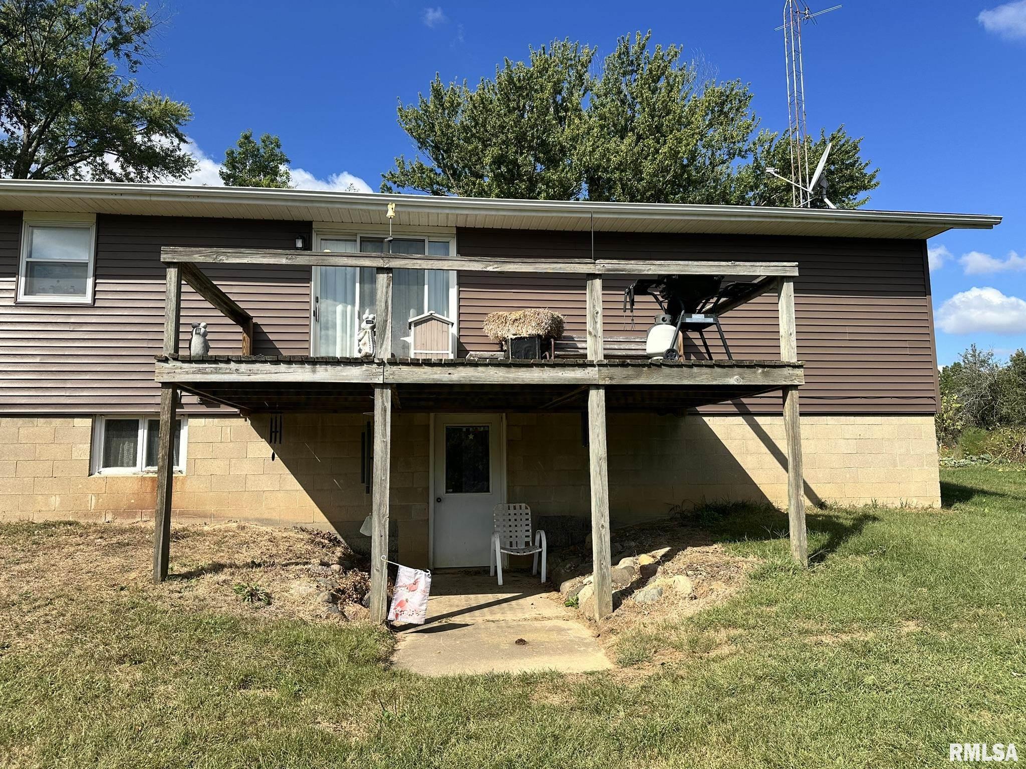 2205 North Sullivan Road Astoria, IL 61501 - Photo 16 of 25