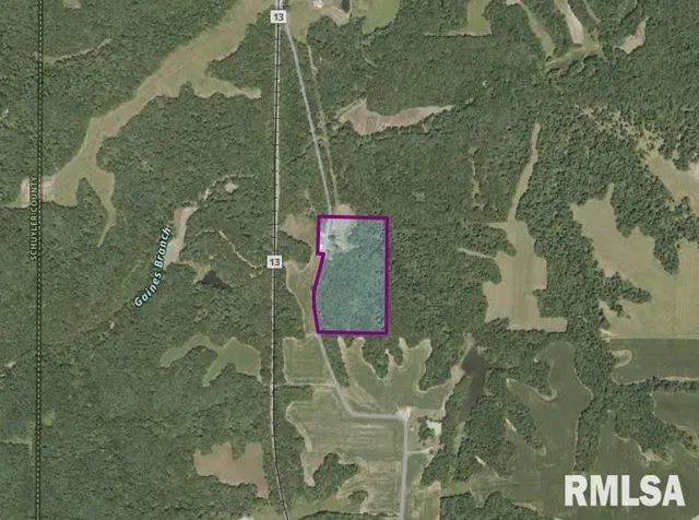 $299,500 | 2205 North Sullivan Road, Astoria, IL 61501