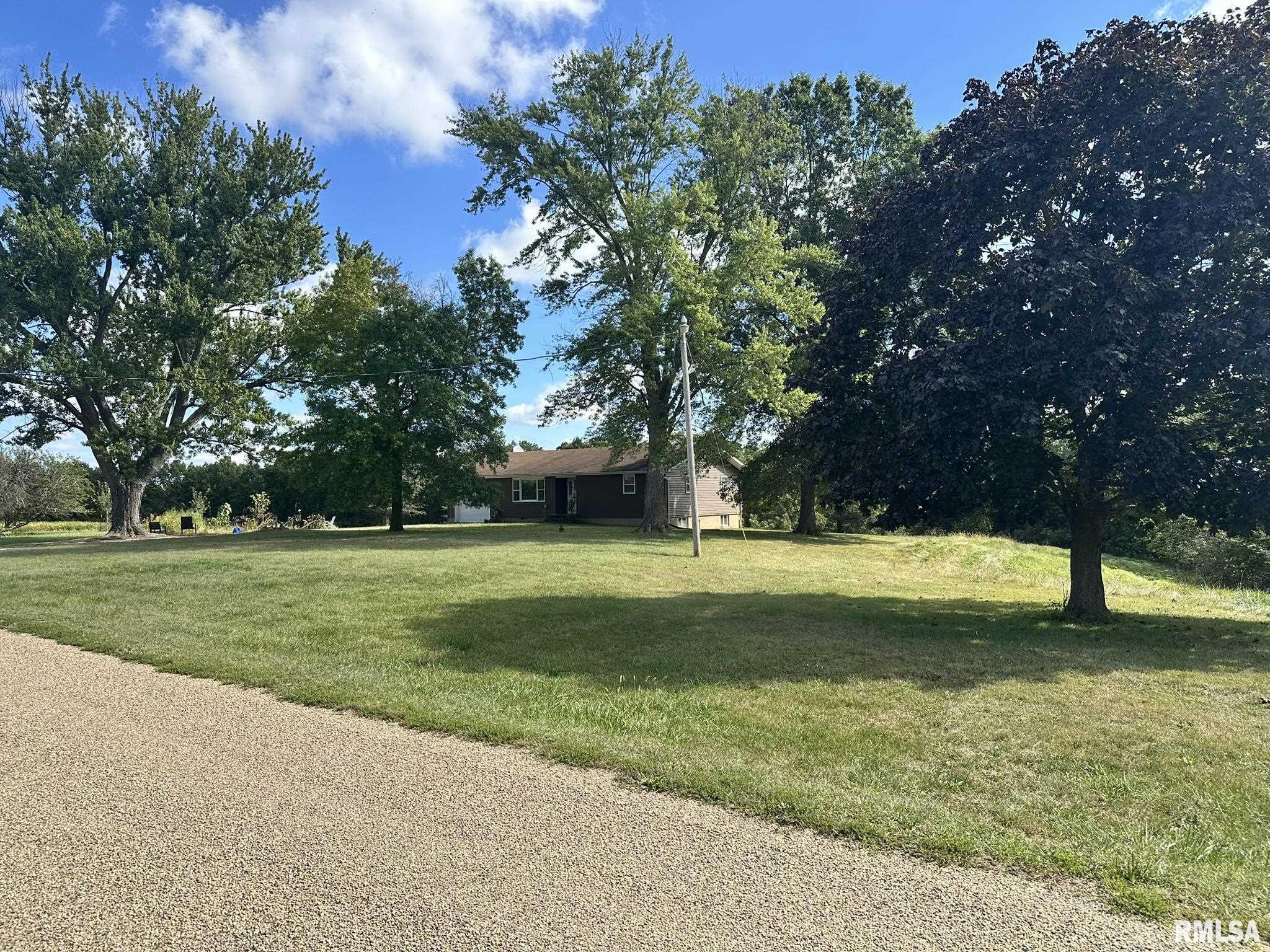 2205 North Sullivan Road Astoria, IL 61501 - Photo 8 of 25