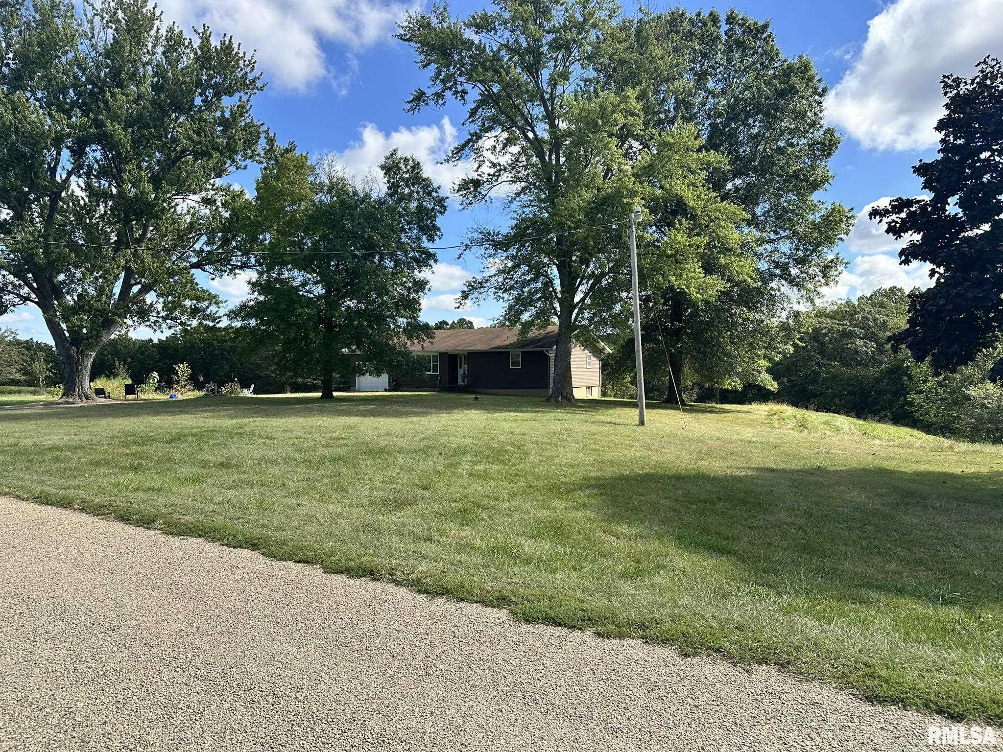 2205 North Sullivan Road Astoria, IL 61501 - Photo 9 of 25