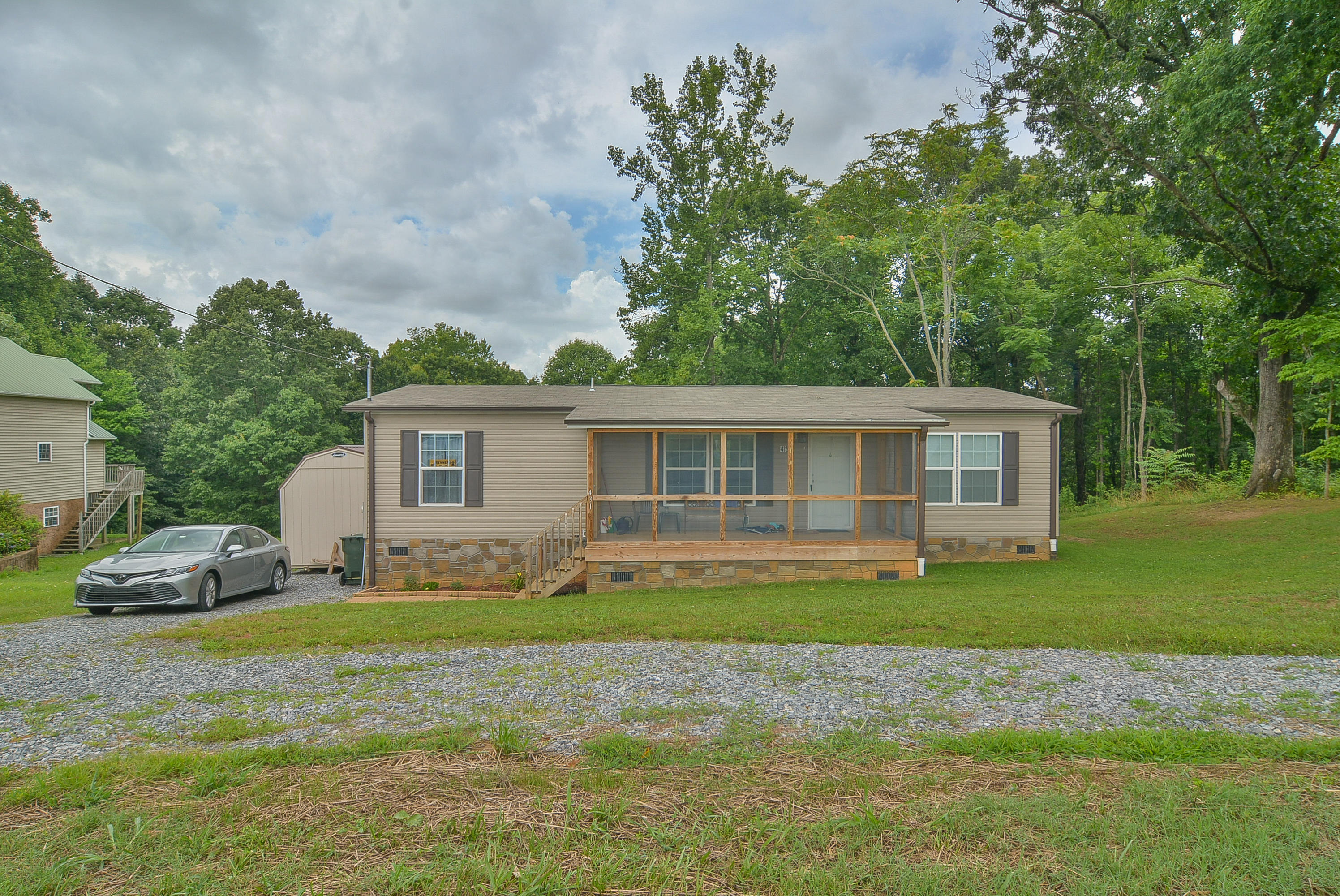 431 Berry Ridge Road Jonesborough, TN 37659 - Photo 1 of 41 Front Center
