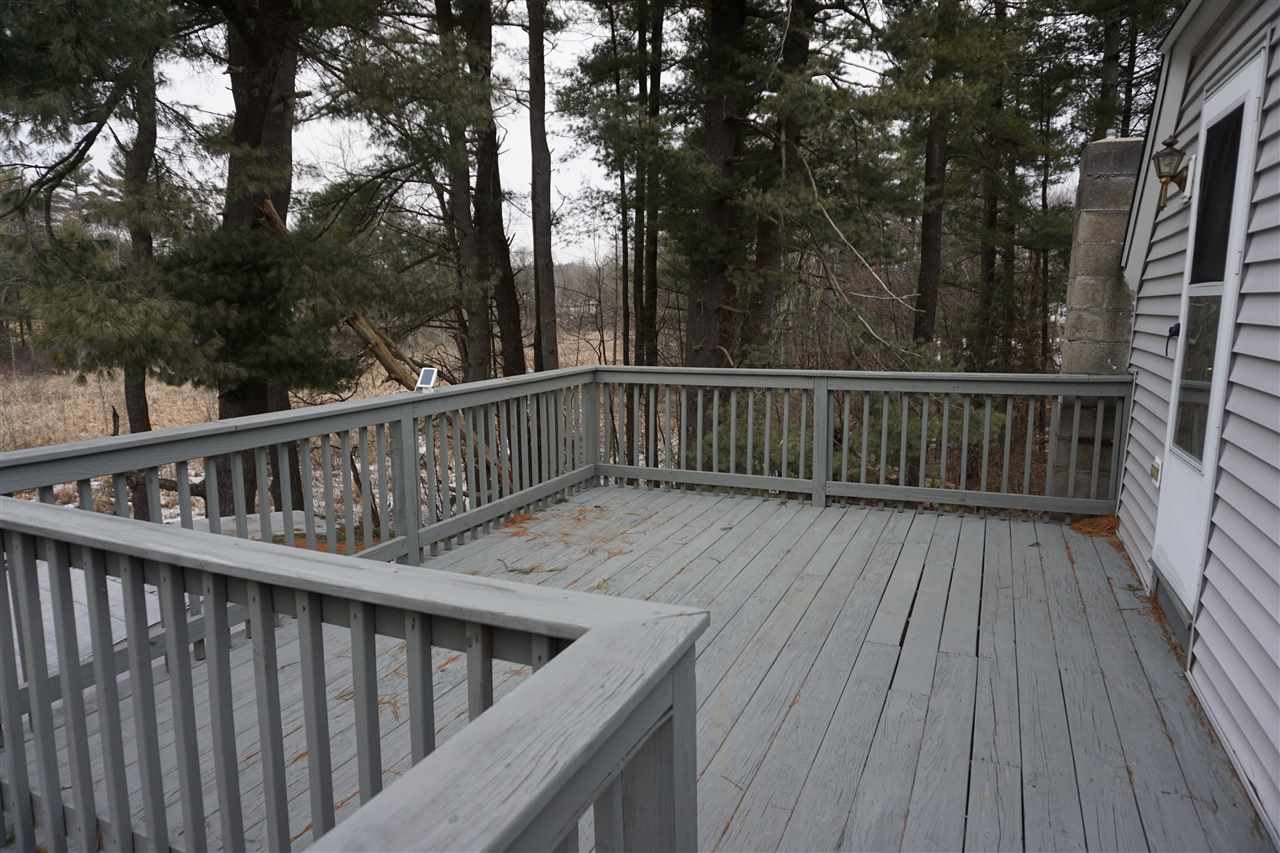 163 Mammoth Road Londonderry, NH 03053 - Photo 4 of 24 Gallery Image 4
