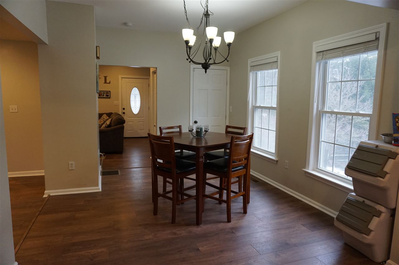 163 Mammoth Road Londonderry, NH 03053 - Photo 7 of 24 Gallery Image 7