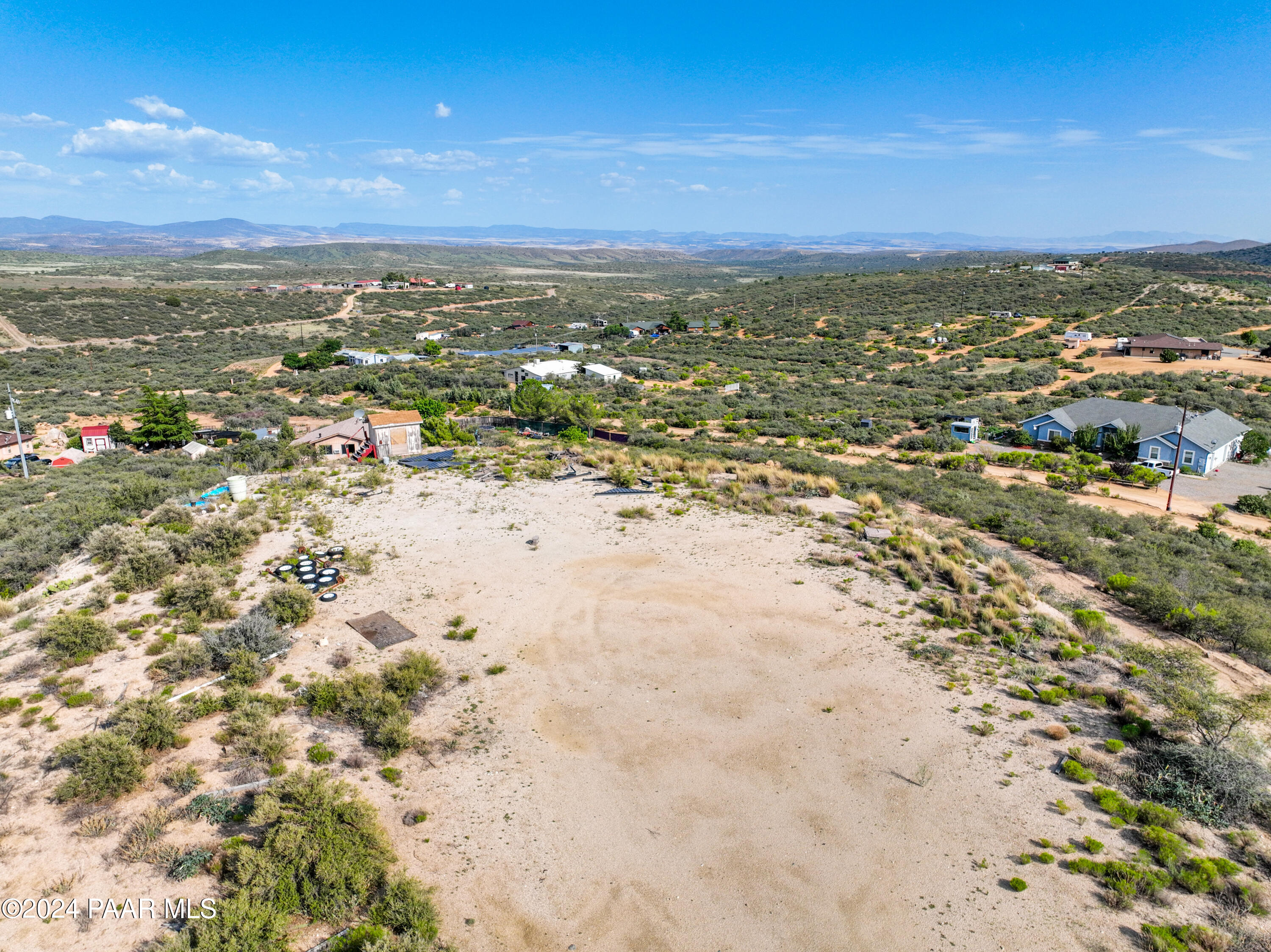 17400 Round Mountain Road Dewey, AZ 86327 - Photo 2 of 25 a view of city and ocean