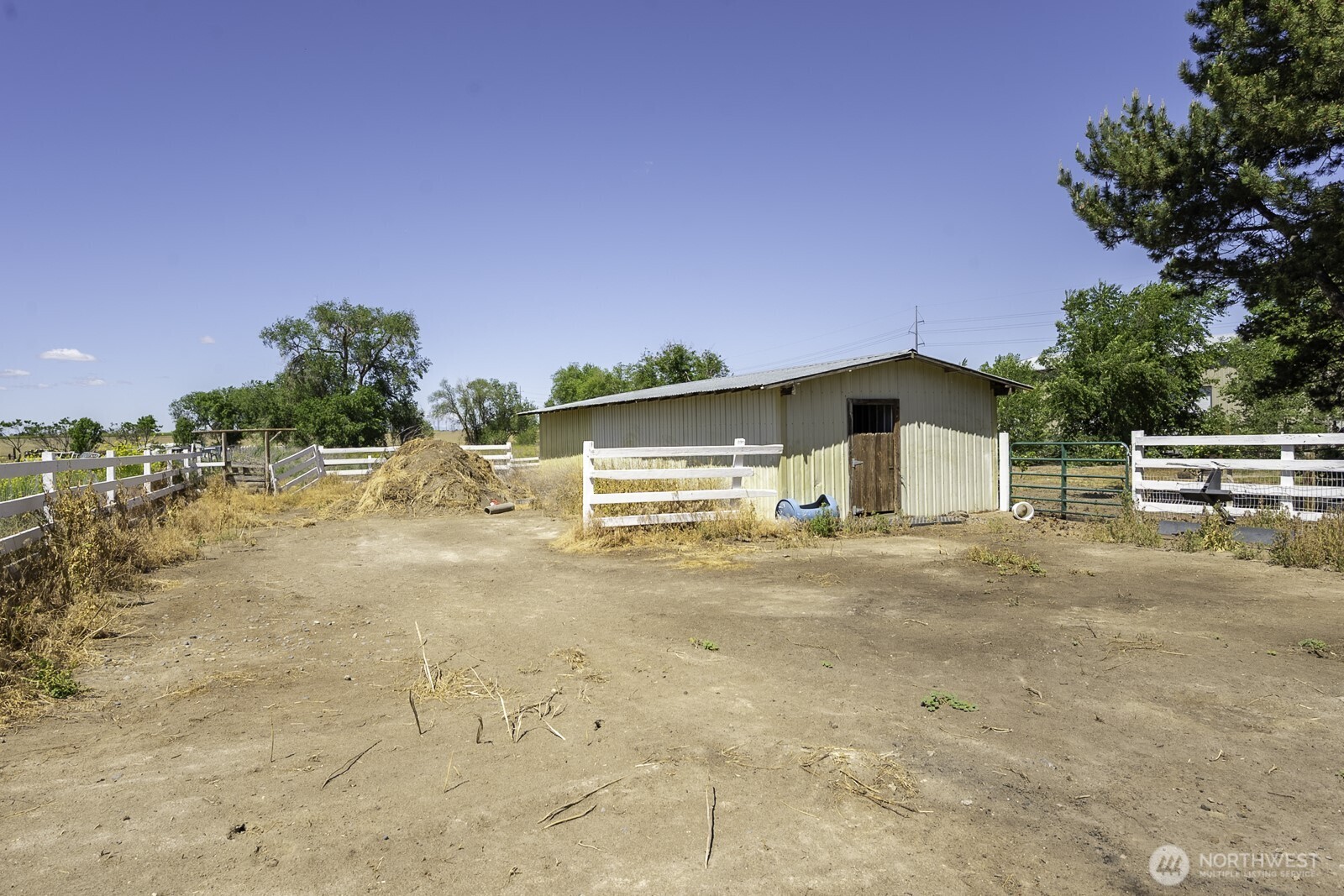 4934 Rd L.9 Northeast Moses Lake, WA 98837 - Photo 8 of 31