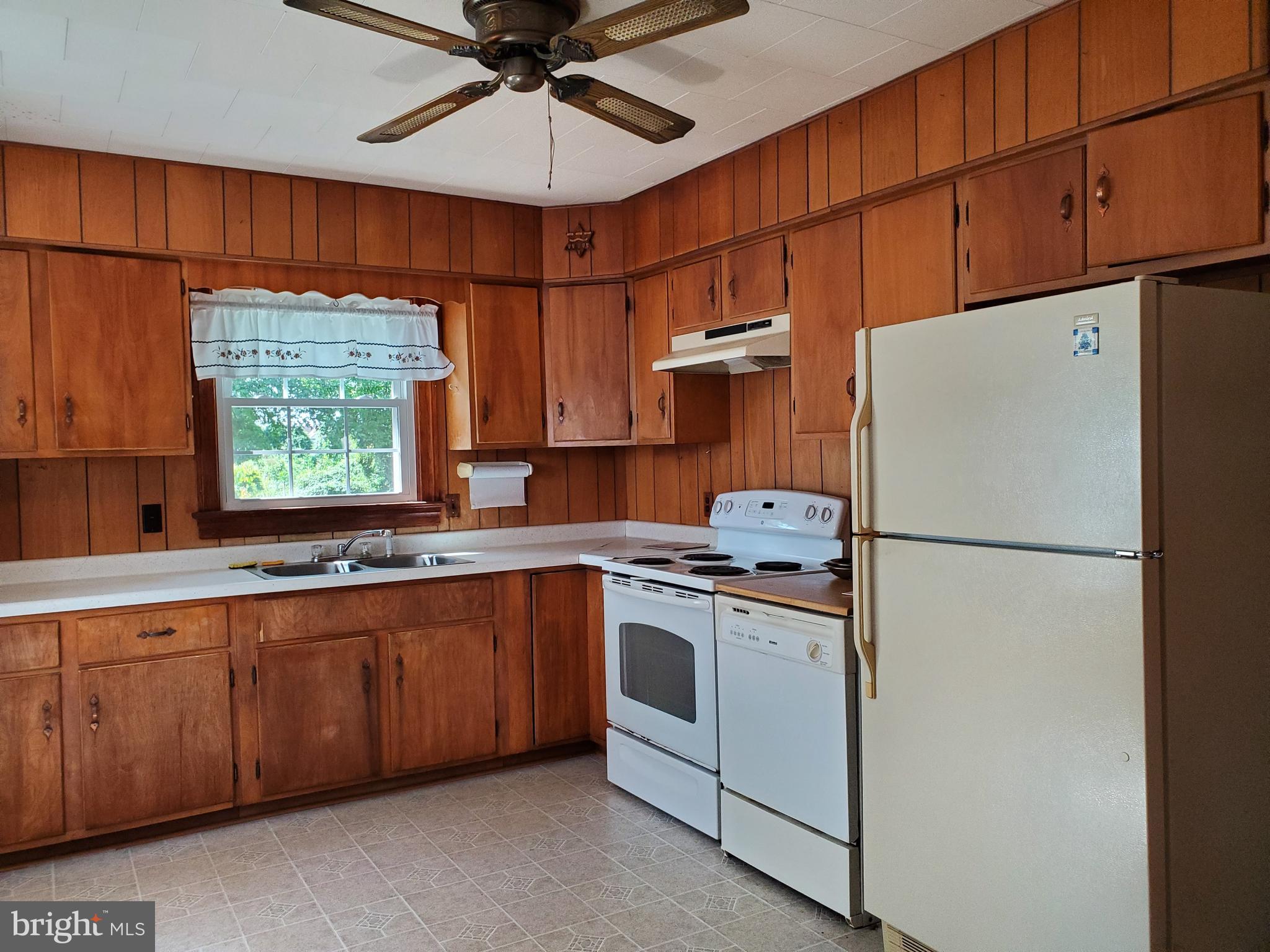 30255 Mt Vernon Road Princess Anne, MD 21853 - Photo 17 of 55 Kitchen