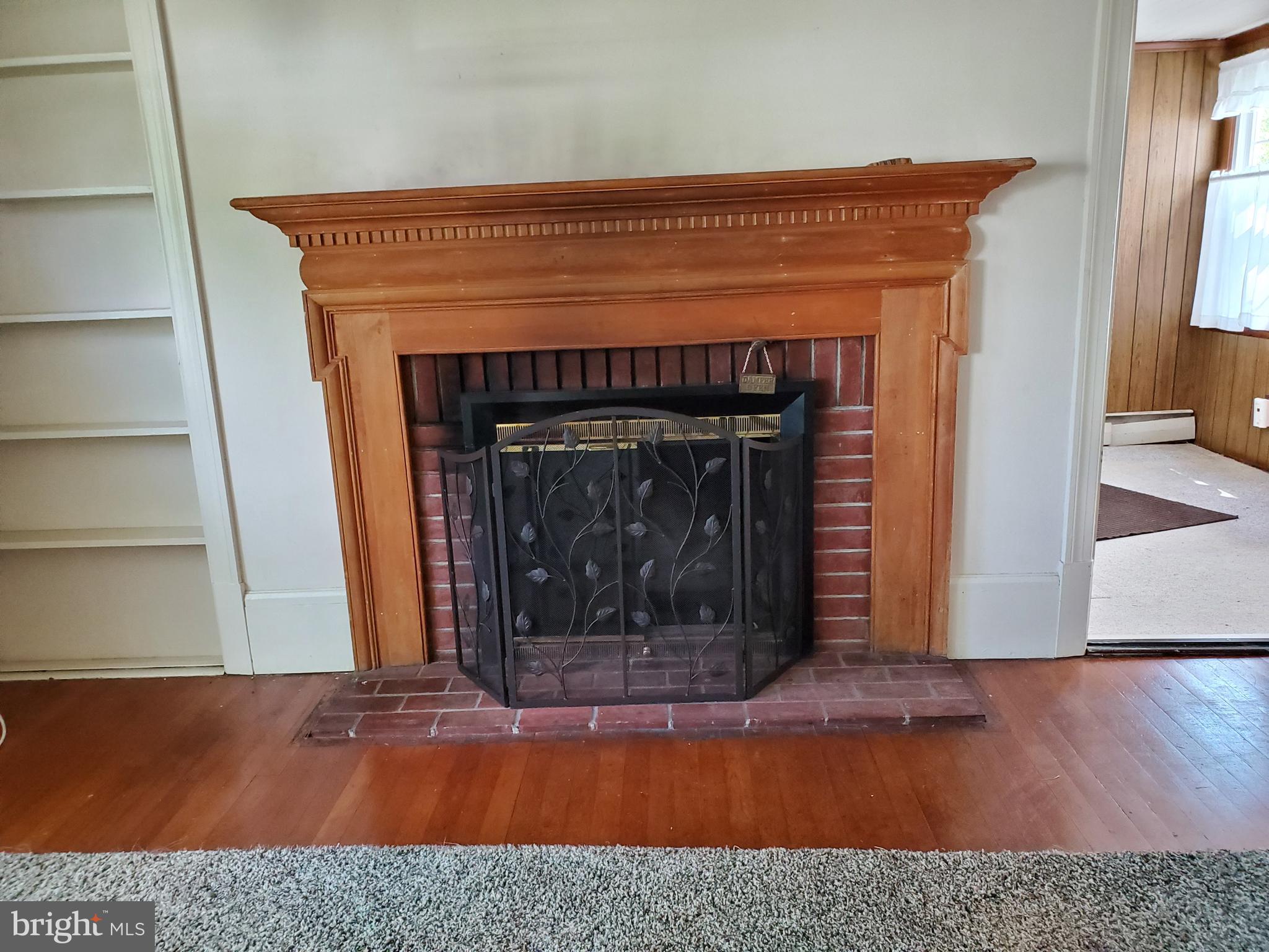 30255 Mt Vernon Road Princess Anne, MD 21853 - Photo 24 of 55 Fireplace in Living Room