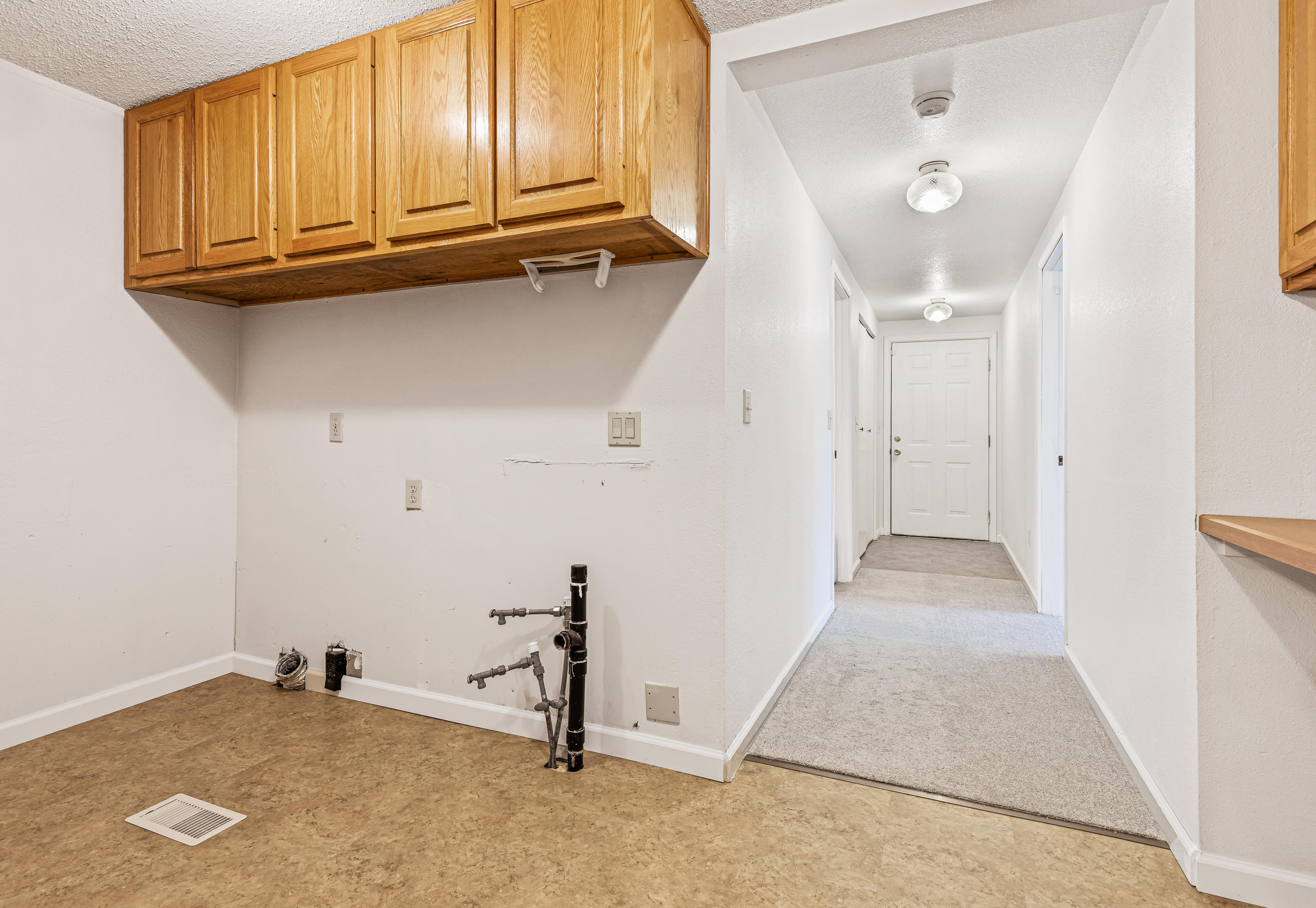 6745 North Applegate Road Grants Pass, OR 97527 - Photo 35 of 82 9R9A9370