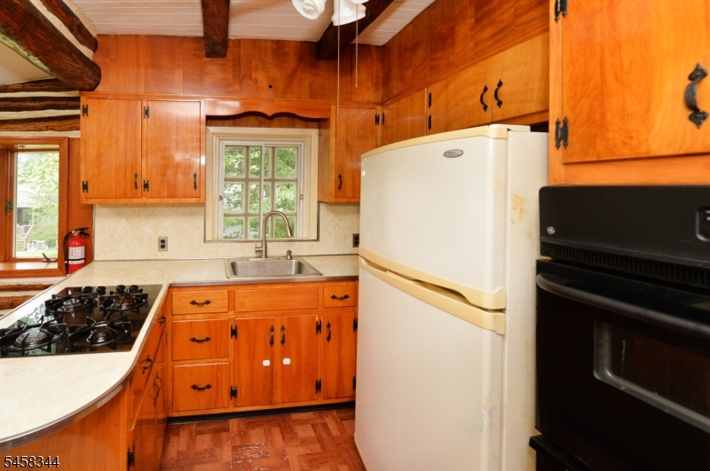 100 Tower Road Wayne, NJ 07470 - Photo 6 of 34 Gallery Image 6