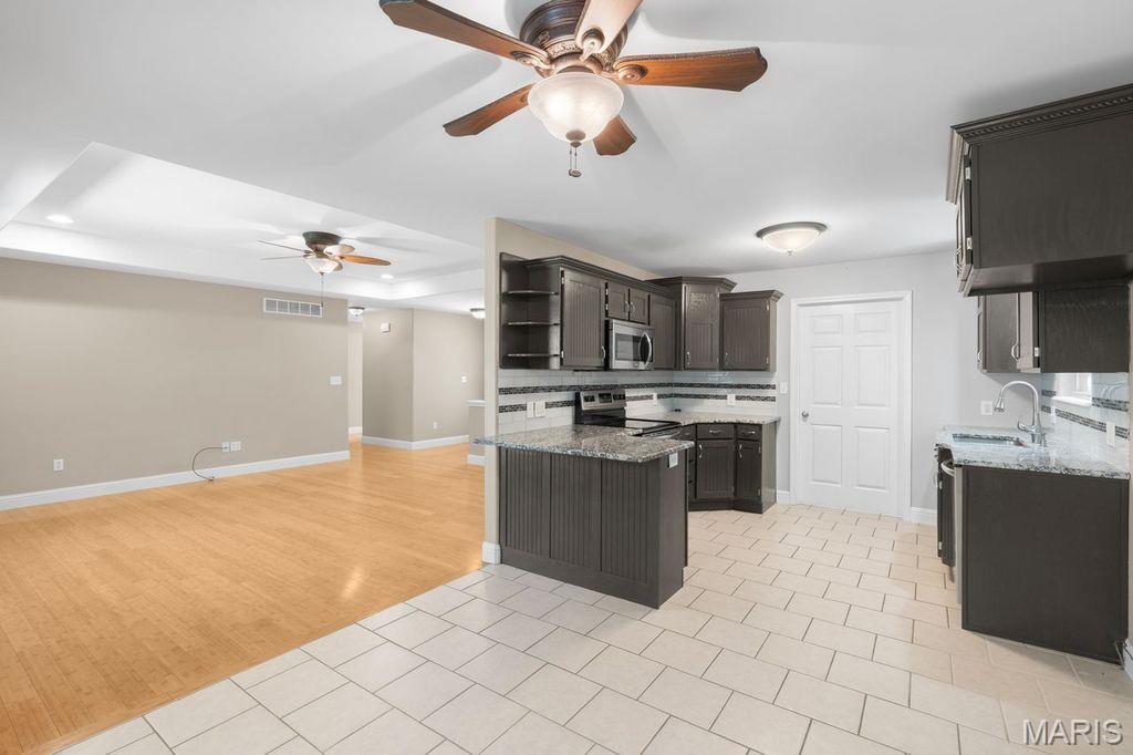 443 Mark Twain Loop Union, MO 63084 - Photo 12 of 31