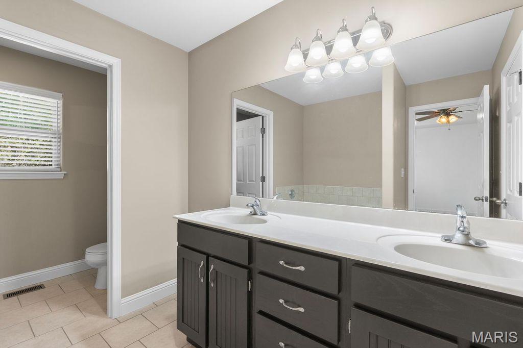 443 Mark Twain Loop Union, MO 63084 - Photo 16 of 31