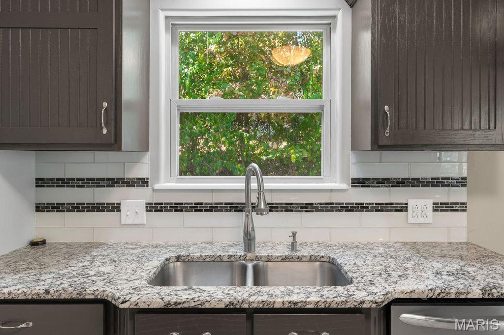 443 Mark Twain Loop Union, MO 63084 - Photo 9 of 31