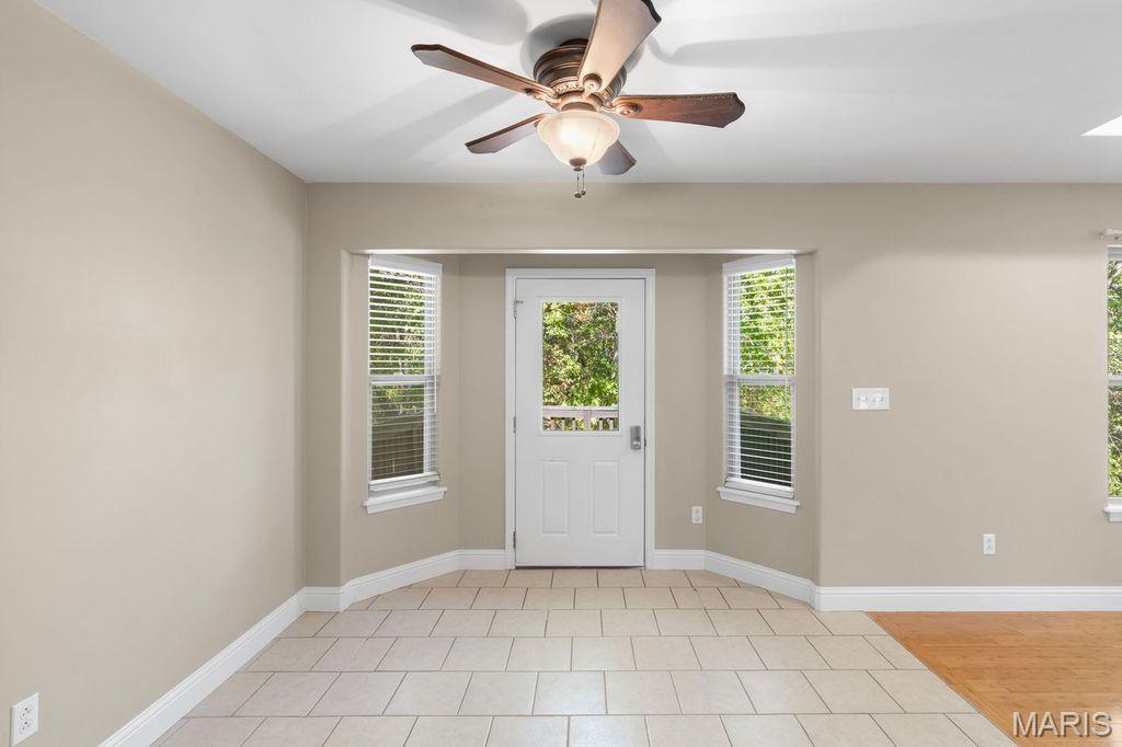 443 Mark Twain Loop Union, MO 63084 - Photo 10 of 31