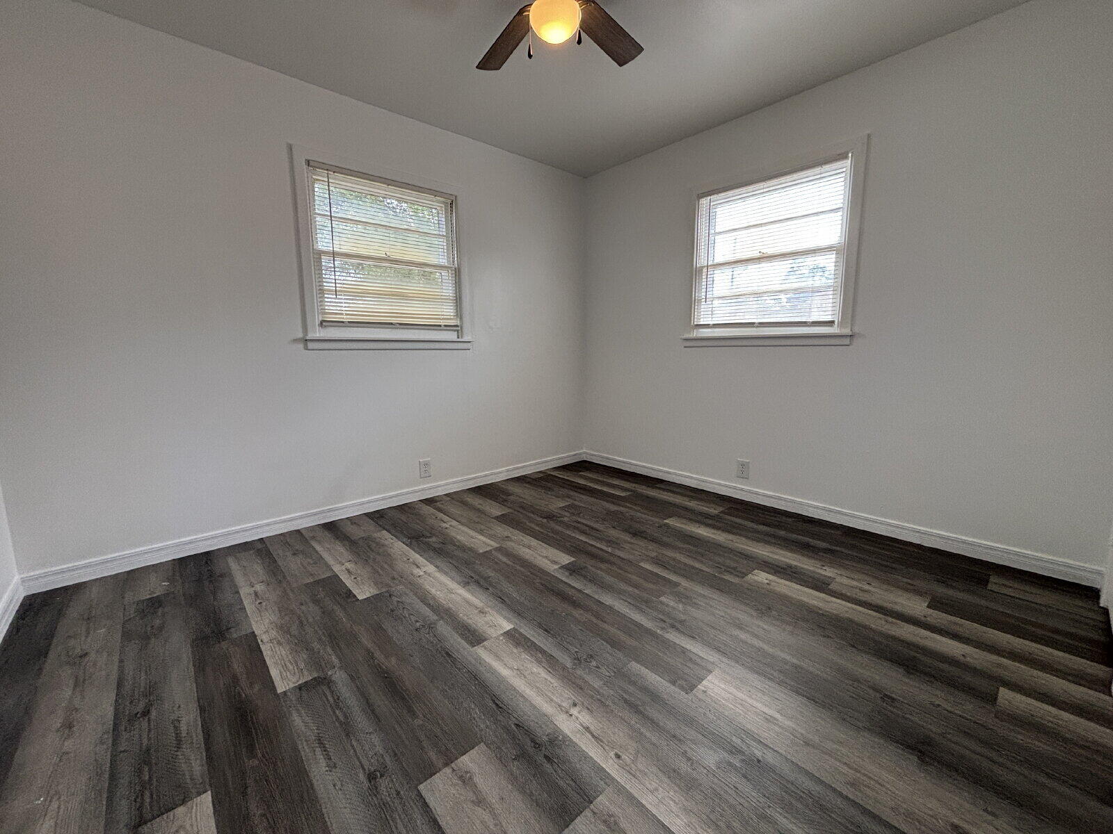 2406 48th Street Lubbock, TX 79412 - Photo 5 of 10 large (4)