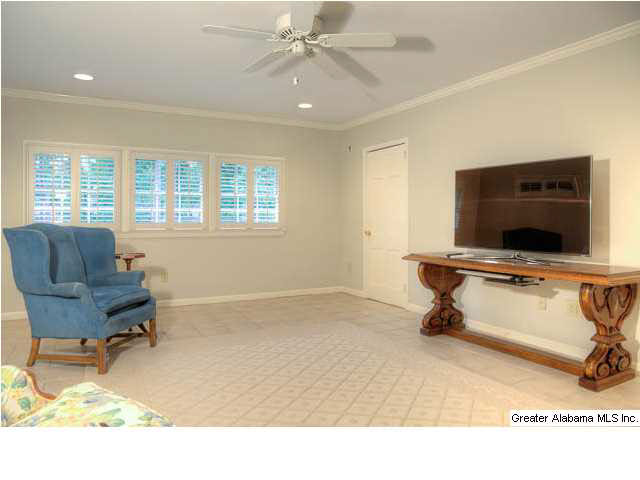 4601 Dolly Ridge Road Birmingham, AL 35243 - Photo 8 of 27